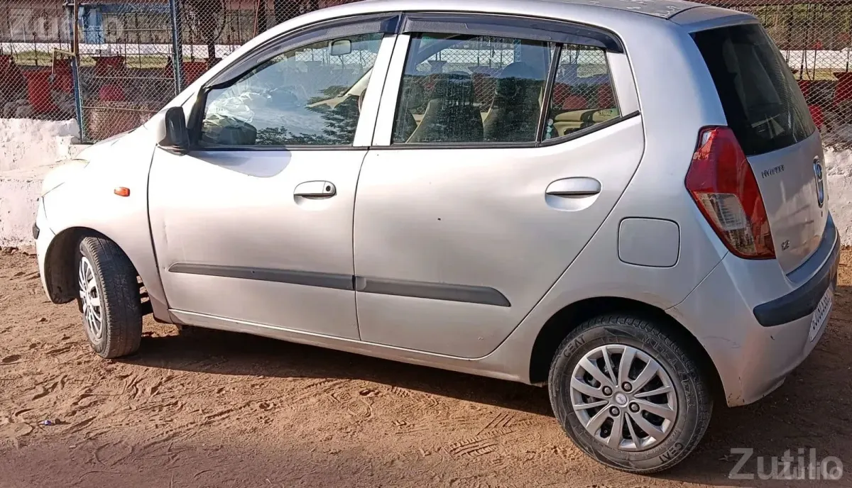 Hyundai i10 2009 CNG Car - કાર - પાલનપુર - Image 2
