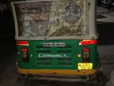 2019 CNG Auto Rickshaw with Permit and Insurance