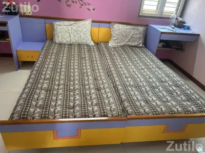 Two single beds with mattress Two single beds with mattress