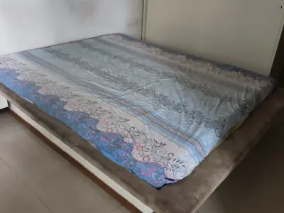 Bed with storage ,and metress Bed with storage ,and metress
