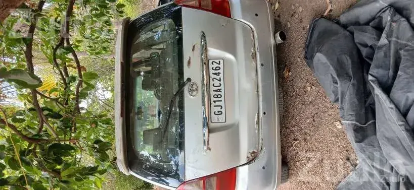 2010 Toyota Innova Silver MPV - Cars - Bhanvad - Image 3