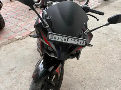 Pulsar RS 200 Pulsar RS 200