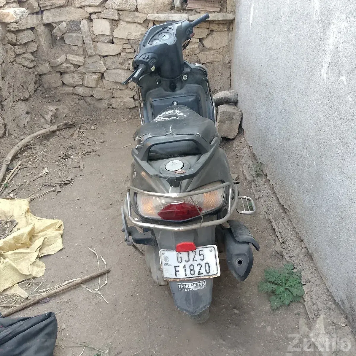 Used TVS Wego Black Scooter for Sale - બાઇક્સ - કુટિયાણા - Image 2
