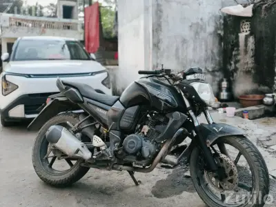 Yamaha fz16
