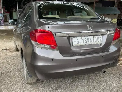 Honda Amaze વેચવાની છે. Honda Amaze વેચવાની છે.
