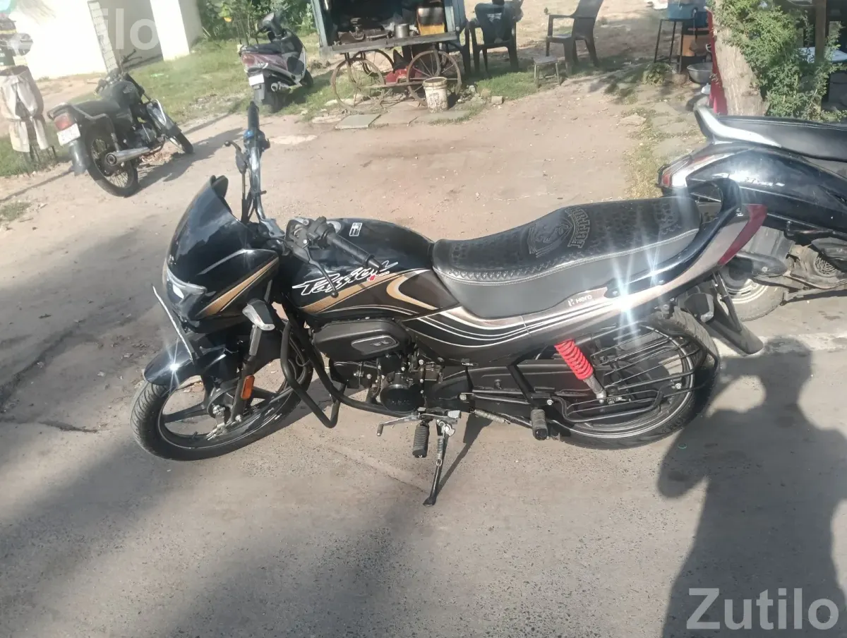 Hero Passion Plus 2025 | 8,900 KM | Single Owner | Good Condition - બાઇક્સ - વડોદરા શહેર - Image 3