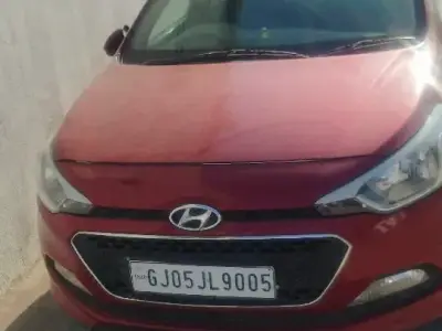 Hyundai i20 2015 Red Hatchback Car Hyundai i20 2015 Red Hatchback Car