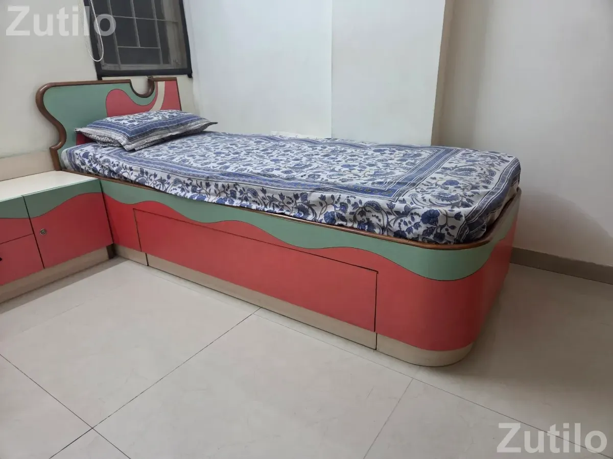 Bed Set with Mattress and Side Table - Beds & Mattresses - Ahmedabad City - Image 2