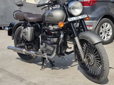 Royal Enfield Classic 350 2018 Bike Royal Enfield Classic 350 2018 Bike