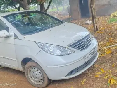 2016 Tata Vista White Car with New Tyres
