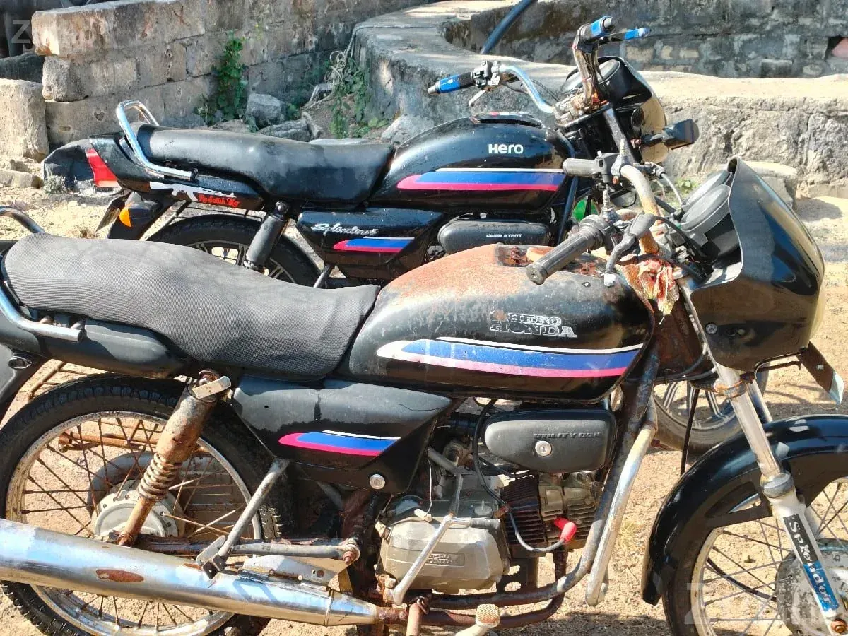 Hero Splendor Used Motorcycle 2011 - Bikes - Bhanvad - Image 3