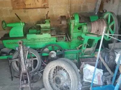 New Bharat 7 Feet Lathe Machine New Bharat 7 Feet Lathe Machine