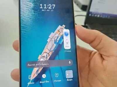 Vivo V23 5G Slim Gold Smartphone Vivo V23 5G Slim Gold Smartphone