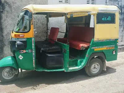 Bajaj Maxima X Wide CNG Auto Rickshaw 2021 Bajaj Maxima X Wide CNG Auto Rickshaw 2021