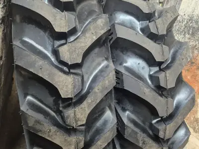 Heavy Duty Tractor Tyres with Warranty Heavy Duty Tractor Tyres with Warranty