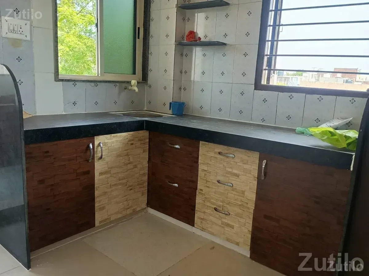 1 BHK Semi Furnished Flat for Sale SG Highway - House for Sale - Mandal - Image 3