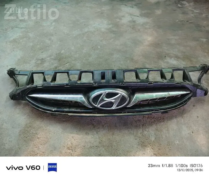 Hyundai Verna 2012 Front Bumper Grill Set - Auto Parts - Nadiad - Image 2