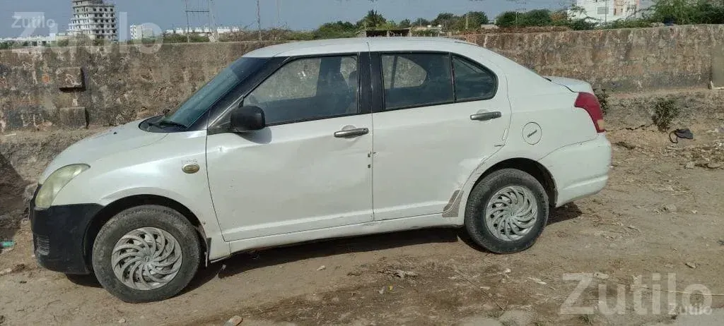 Maruti Suzuki Swift Dzire 2009 Diesel - કાર - દ્વારકા - Image 2