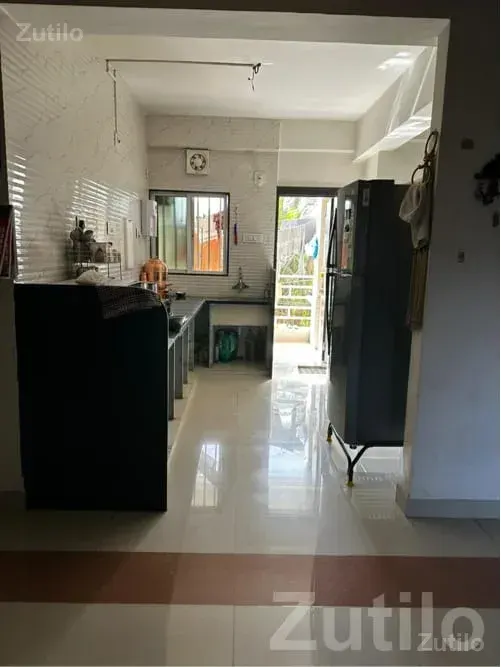 Spacious 3 BHK Flat for Sale in Jamnagar - ઘર વેચાણ માટે - ભાણવડ - Image 2
