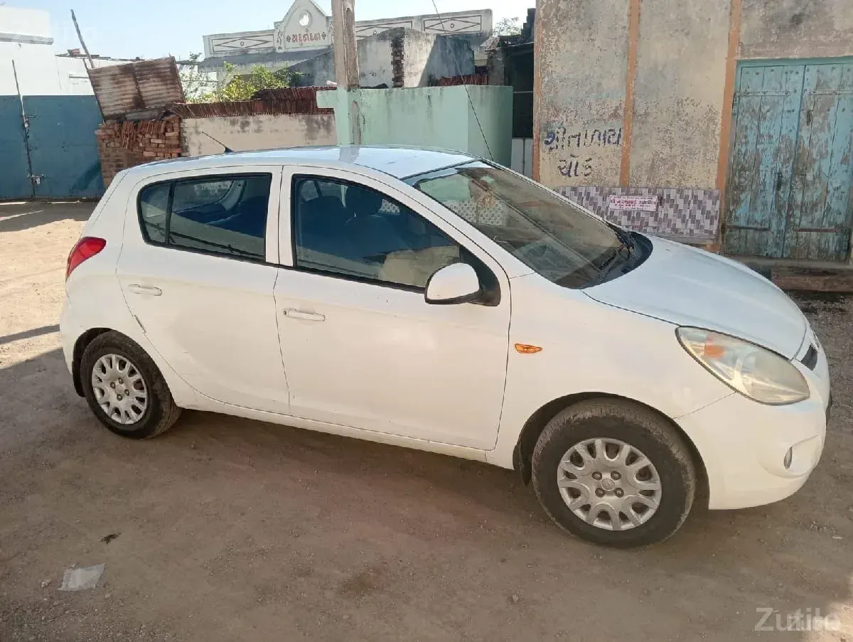 i20 વેચવાની છે - કાર - બાગસરા - Image 2
