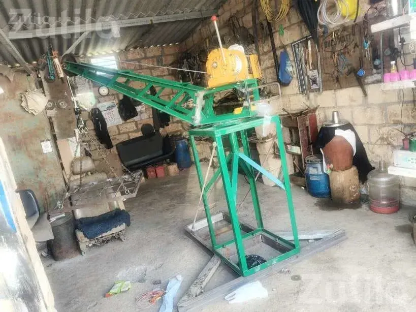 Construction Material Lift for Sand and Cement - Construction Vehicles - Veraval - Image 2