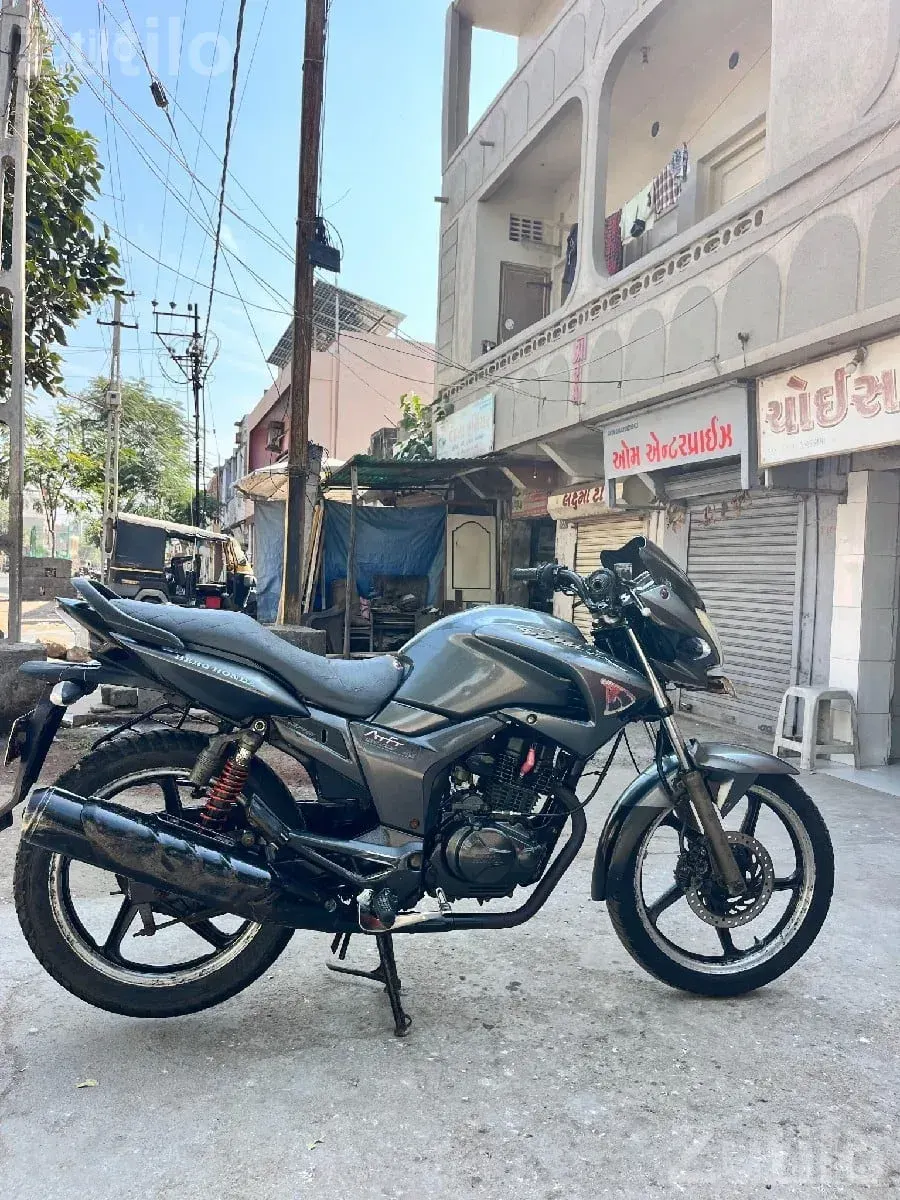 Hero Honda Hunk 2011 Bike in Good Condition - Bikes - Kutiyana - Image 2
