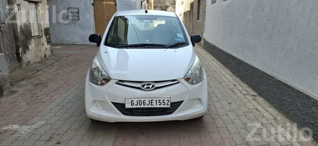Hyundai Eon Era Plus 2015 Petrol - કાર - જામજોધપુર - Image 4