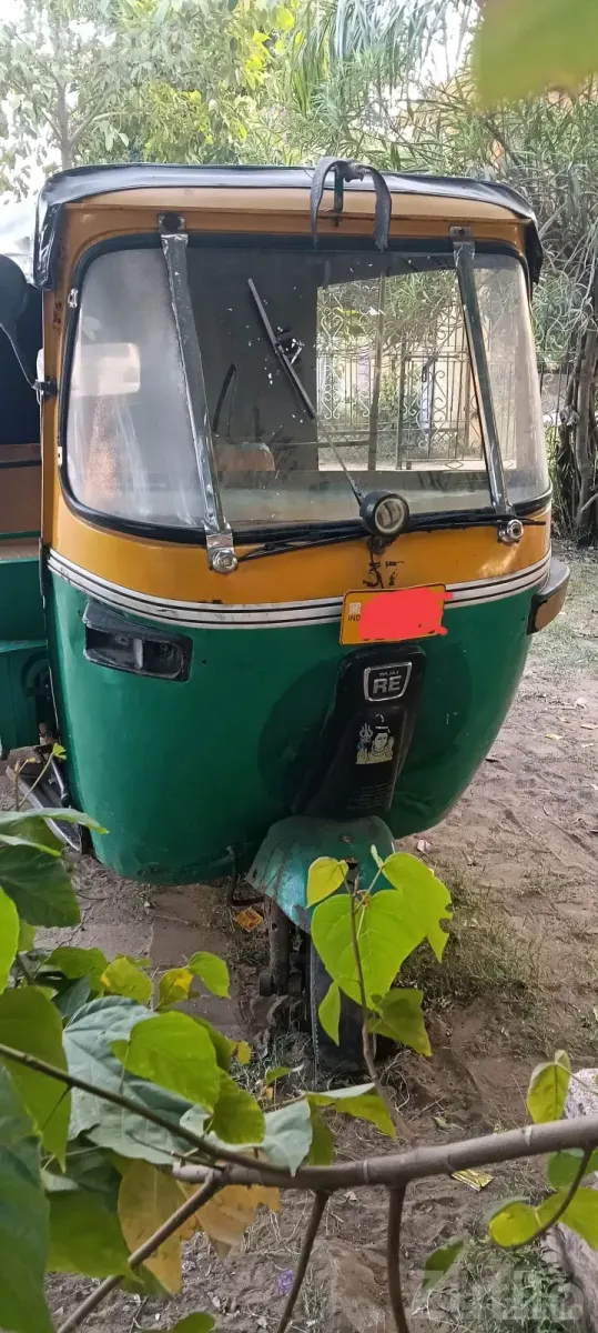 2012 CNG Auto Rickshaw 2 Stroke - ઓટો રિક્ષા - કપડવંજ - Image 2