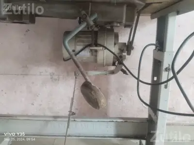 Industrial Sewing Machine Table Set Industrial Sewing Machine Table Set
