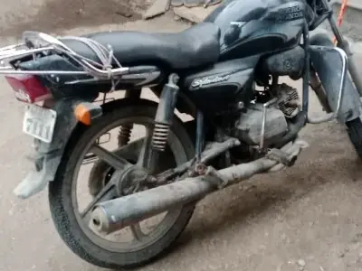 Honda Shine Bike with Complete Engine Honda Shine Bike with Complete Engine