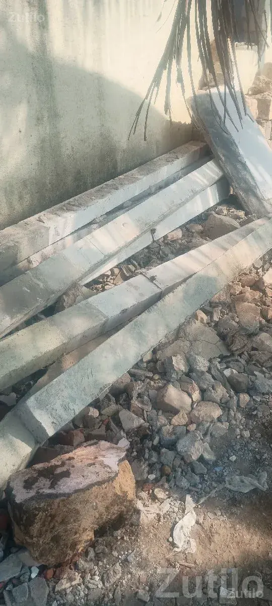 Old Concrete Pillars for Sale - Miscellaneous - Jafrabad - Image 2