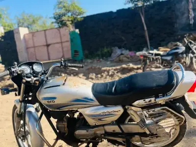 Hero Splendor 2013 Used Bike for Sale Hero Splendor 2013 Used Bike for Sale