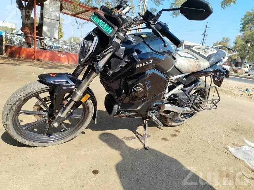 Revolt RV400 Electric Bike 2023 Model - Bikes - Tharad - Image 2