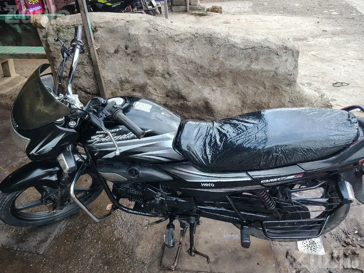Hero Super Splendor 2015 Motorcycle - Bikes - Keshod - Image 3