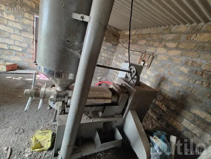 Fully Automatic Mini Ghani Oil Machine - મશીનરી - કલ્યાણપુર - Image 3