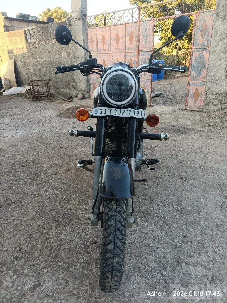 Royal Enfield Classic 350 2017 Used Bike - બાઇક્સ - જામજોધપુર - Image 2