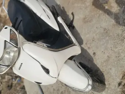 Honda Activa 2013 White Scooter Honda Activa 2013 White Scooter