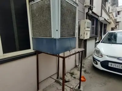 Cooler with stand Cooler with stand
