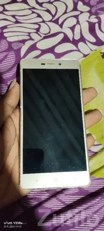Used Mi Android Smartphone – White - મોબાઇલ ફોન - ભેસાણ - Image 3
