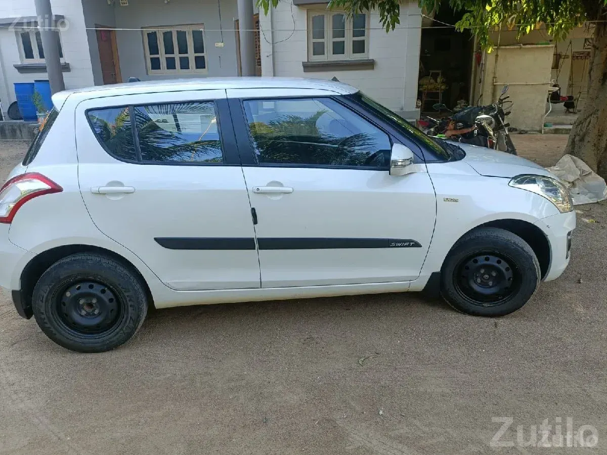Maruti Suzuki Swift VDI 2016 Diesel - કાર - ભુજ - Image 2