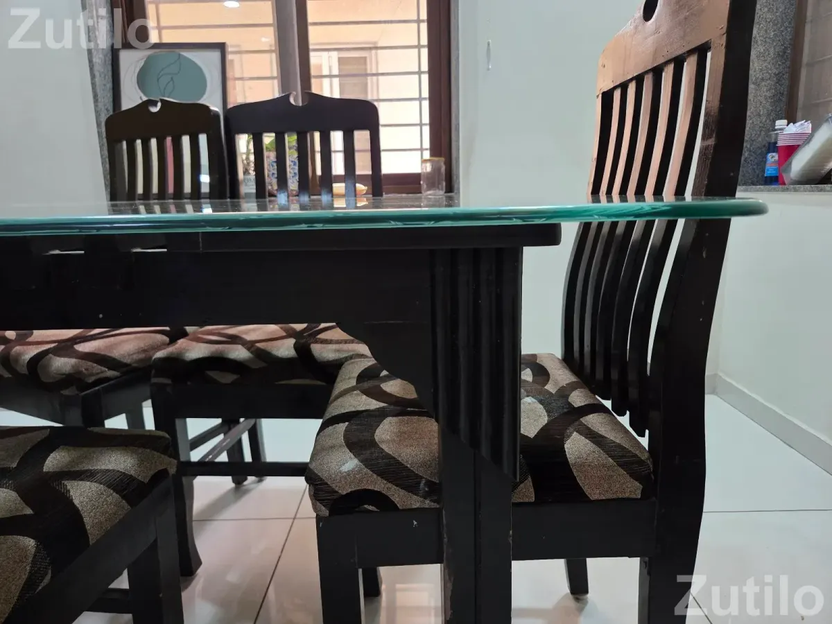 Teakwood dinning table-6 seater in charcoal black - ડાઇનિંગ ટેબલ અને સેટ - વડોદરા શહેર - Image 4