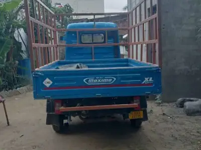Bajaj Maxima XL CNG Petrol 2024 Auto Rickshaw Bajaj Maxima XL CNG Petrol 2024 Auto Rickshaw