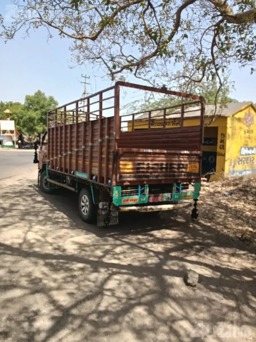 2010 Eicher 10.80 Cargo Truck - ટ્રક અને લોરી - અમરેલી - Image 2