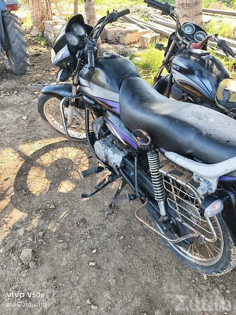 Hero Honda CD Deluxe Used Bike - Bikes - Bhanvad - Image 2