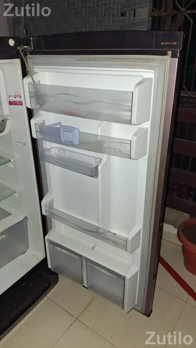 Godrej 5 star single door fridge - Refrigerators - Ahmedabad City - Image 2