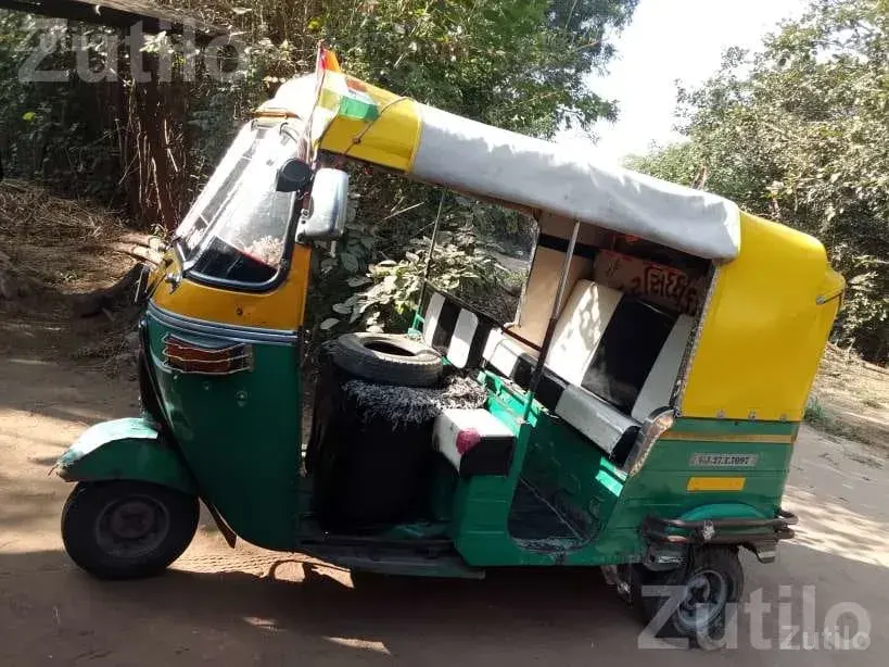 2012 Model Auto Rickshaw - ઓટો રિક્ષા - વડનગર - Image 4