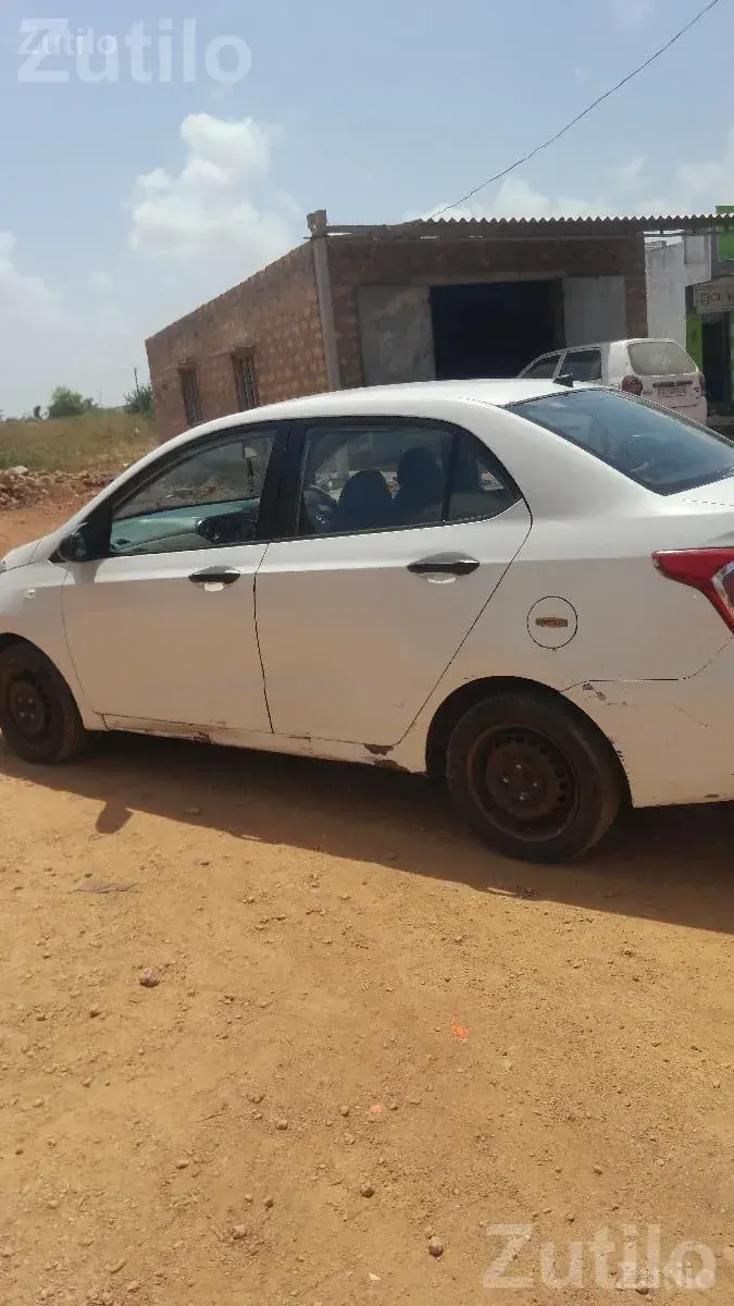2015 Hyundai Xcent Diesel 2 Owner Car - Cars - Kalyanpur - Image 3