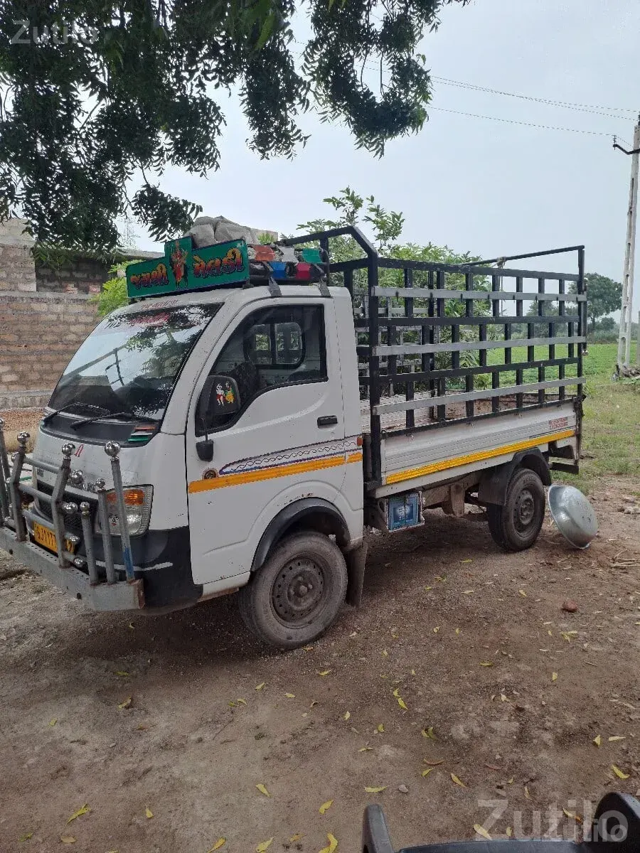Tata Magic/Mega XL 2019 Commercial Van - ટ્રક અને લોરી - જસદણ - Image 2