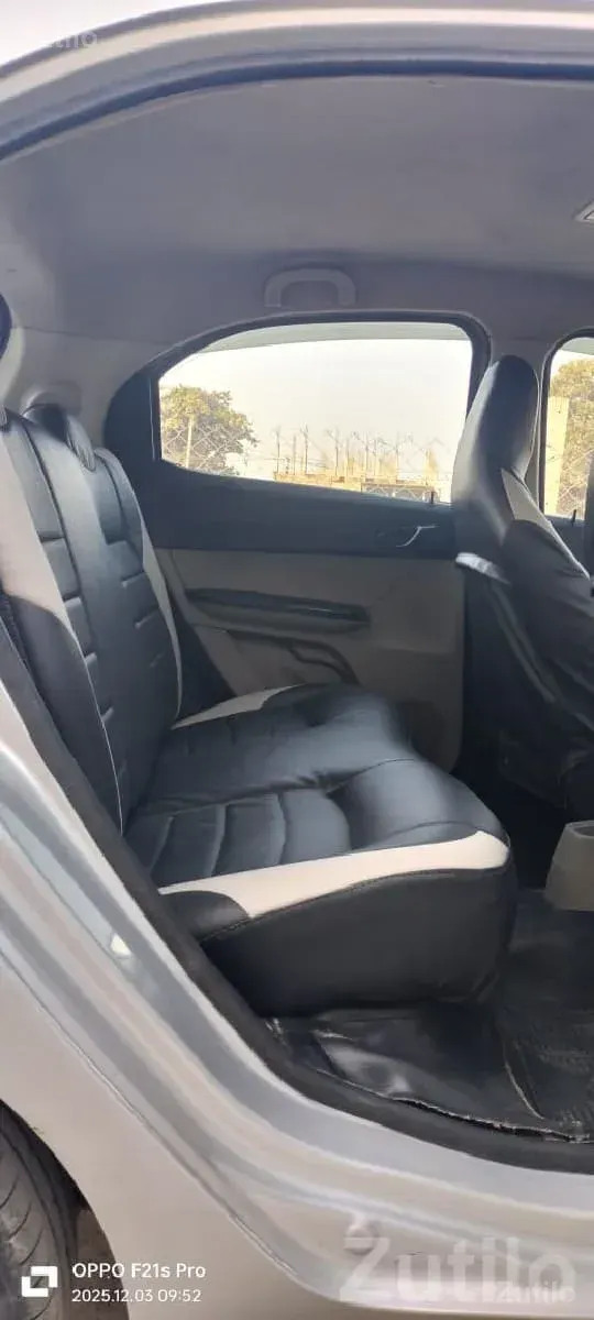 Tata Tiago XT Petrol CNG Silver Hatchback - કાર - કેશોદ - Image 4