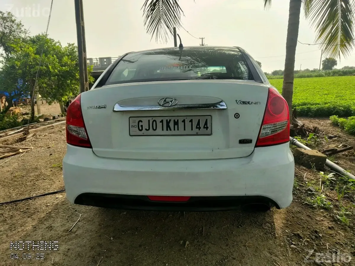 Hyundai Verna 2011 with Insurance and 2 Keys - Cars - Bhanvad - Image 2
